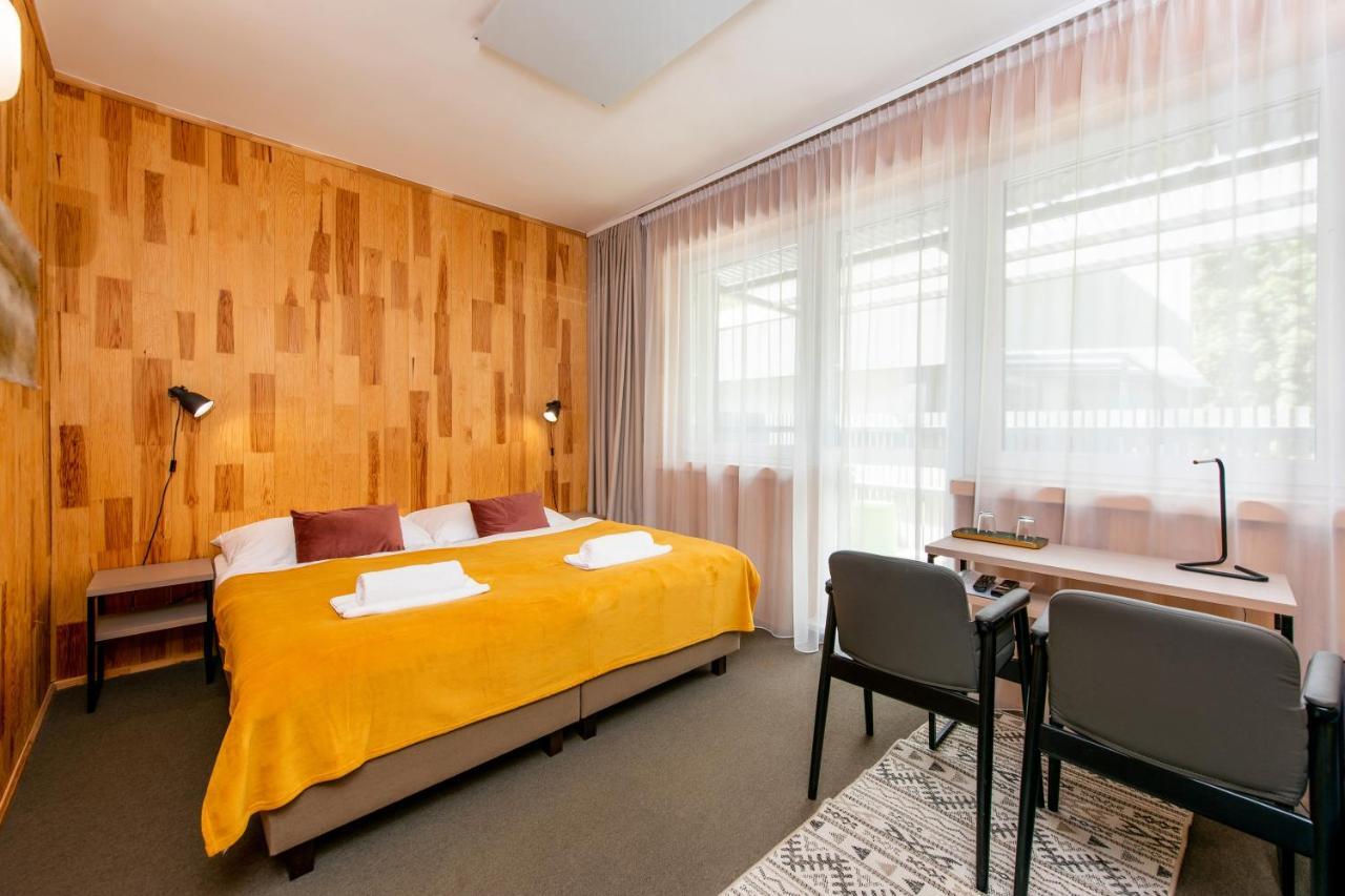 Hotel Veverica Trenčín Eksteriør billede