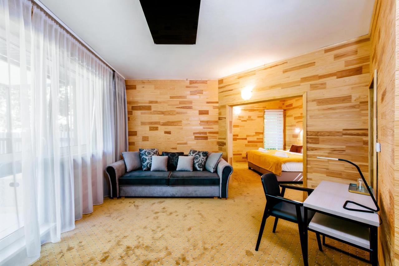 Hotel Veverica Trenčín Eksteriør billede