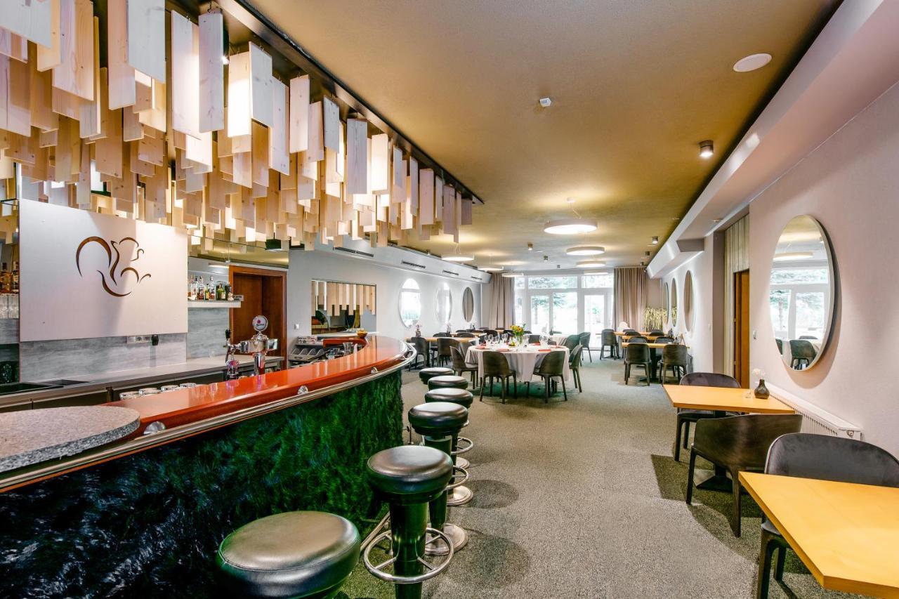 Hotel Veverica Trenčín Eksteriør billede